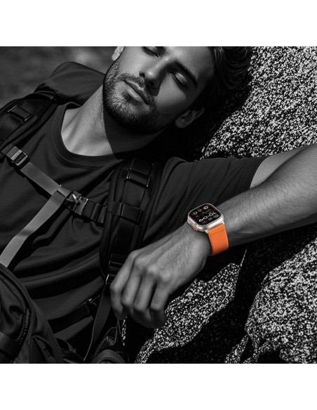 
„Apple Watch“ apyrankė (44 / 45 / 46 / 49 mm) su nailono užsegimu – oranžinė
