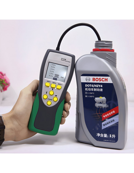 
DOT3 / DOT4 / DOT5.1 stabdžių skysčio testeris su zondu ir LCD ekranu
