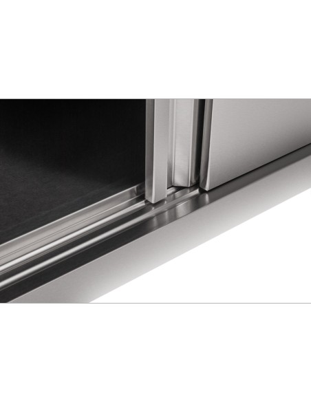 Plieninė sieninė spinta su stumdomomis durimis plotis 120cm Plieninė sieninė spinta su stumdomomis durimis plotis 120cm