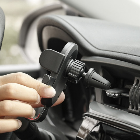 
Automobilinis telefono laikiklis, skirtas priekiniam stiklui, prietaisų skydeliui arba grotelėms
