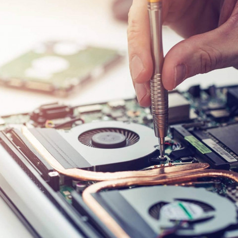 
Tikslių atsuktuvų rinkinys, rankena, 24 antgaliai
