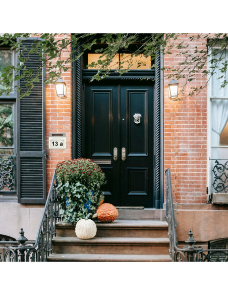 
Saulės šviesomis apšviestas namo numeris su prieblandos jutikliu, metalinis
