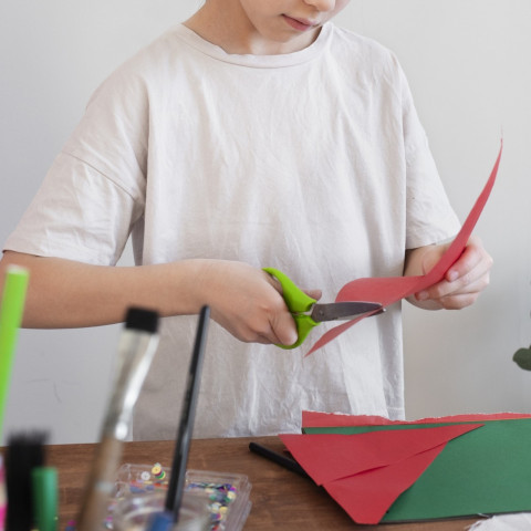 
Universalių mokyklinių žirklių rinkinys - 5 vnt.
