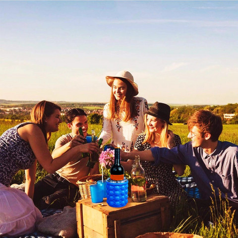 
2 viename silikoninis ledo kubelių gaminimo puodelis
