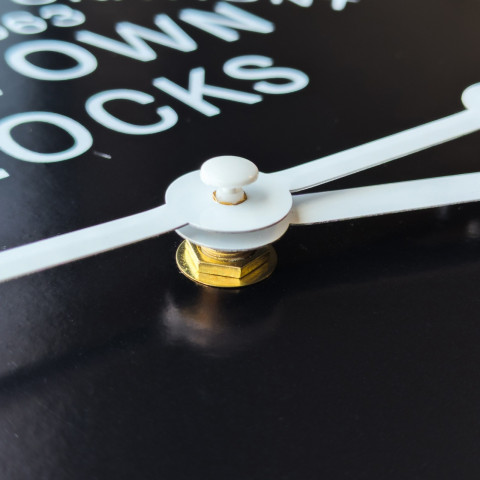 
Stilingas tylus LOFT sieninis laikrodis, 50 cm skersmens
