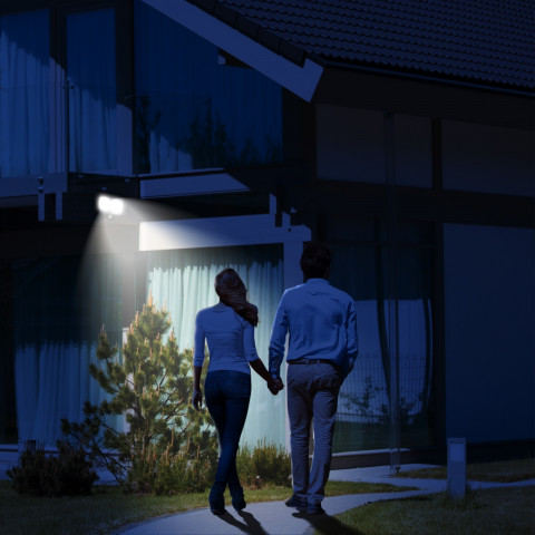 
Lauko saulės energija varomas šviestuvas su prieblandos judesio jutikliu, 98 LED
