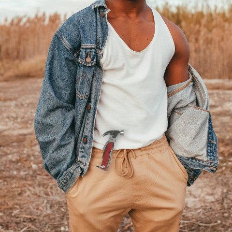 
Išgyvenimo daugiafunkcis įrankis, turistinis plaktukas, peilis, replės
