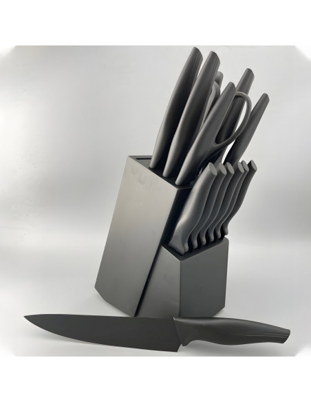 
Virtuvinių peilių rinkinys blokiniame stove - 16 vnt.
