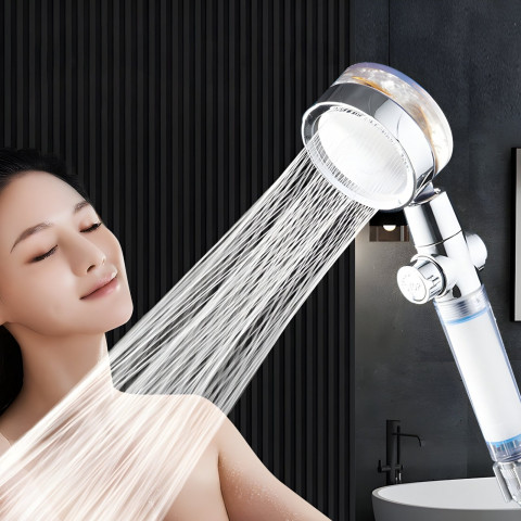 
Dušo galvutė su turbininiu filtru, taupančiu vandenį START-STOP sistema
