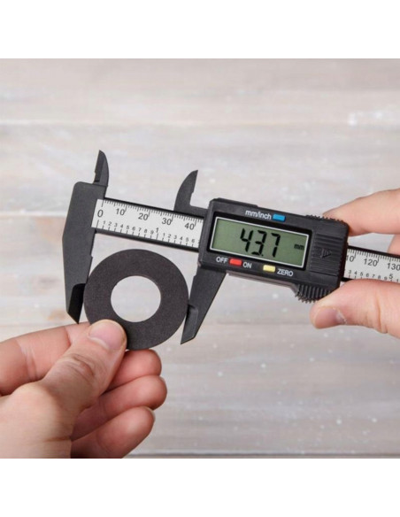 
Elektroninis slankmatis LCD korpuse 0–150 mm
