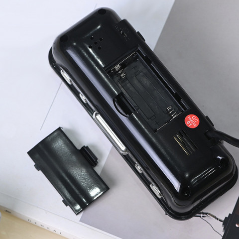 
Elektroninis žadintuvas su LED žadintuvu
