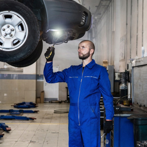 
Magnetinis dirbtuvių griebtuvas su LED žibintuvėliu, 57 cm
