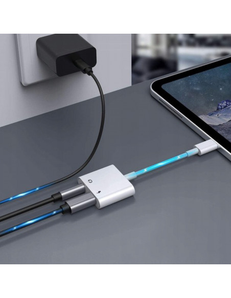 
iPhone Lightning - Lightning 3,5 mm lizdo adapteris
