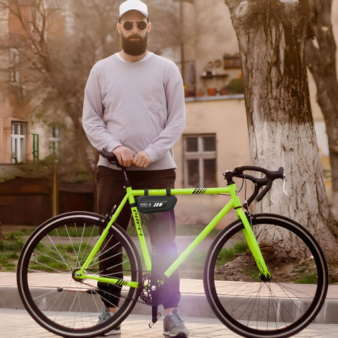 
Vandeniui atsparus dviračio rėmo krepšys
