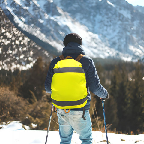 
Vandeniui atsparus šviesą atspindintis kuprinės uždangalas iki 20 l

