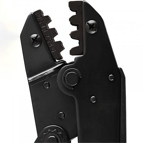 
Užspaudimo įrankis neizoliuotiems jungiamiesiems kabeliams 0,5–6 mm2
