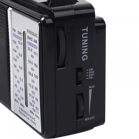 
Nešiojamasis FM radijas, maitinamas baterijomis arba elektros tinklu
