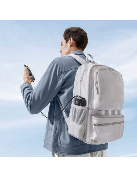 
„Free2Pull“ 20000 mAh išorinė baterija su ištraukiamu USB-C laidu, 65 W – juoda
