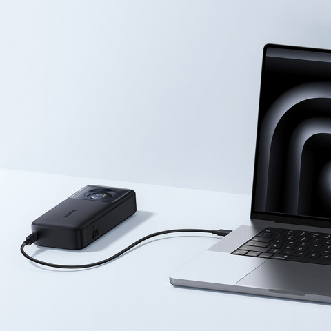 
„Free2Pull“ 20000 mAh išorinė baterija su ištraukiamu USB-C laidu, 65 W – juoda
