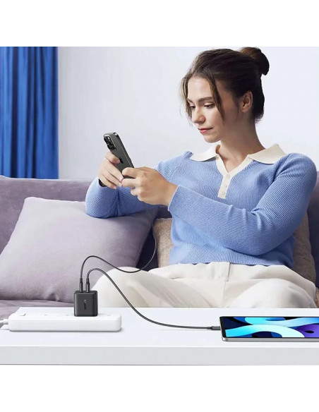 
X227 GaN USB-A USB-C 20W sieninis įkroviklis – juodas
