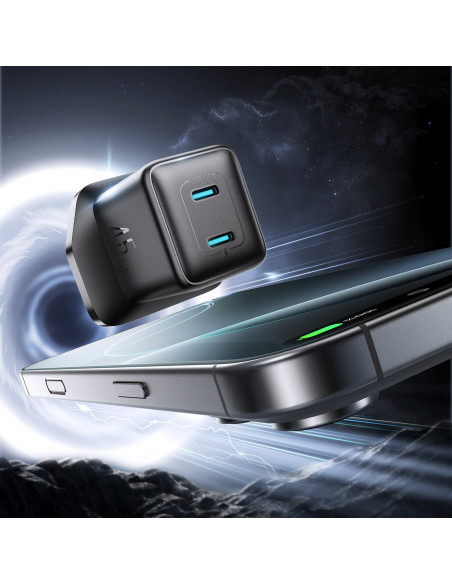 
45 W JK USB-C sieninis įkroviklis – juodas
