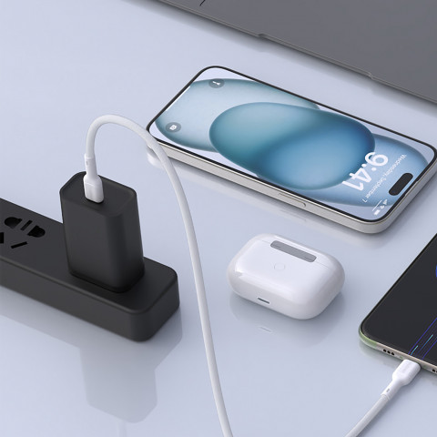 
USB-C – iPhone Lightning 30W 2m laidas – baltas
