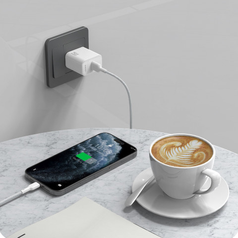 
USB-A - USB-C 5A 1 m kabelis - baltas
