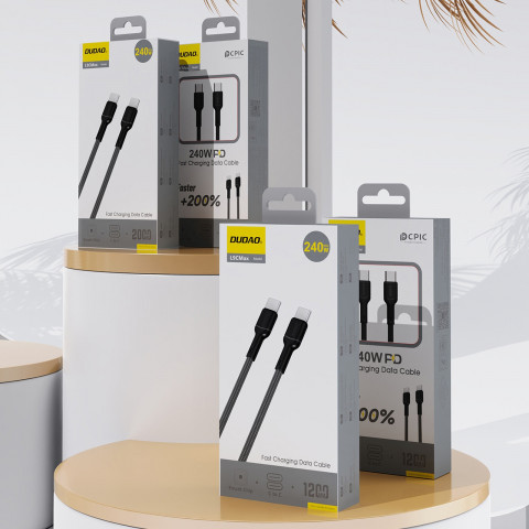 
USB-C PD 240W 2m kabelis – juodas
