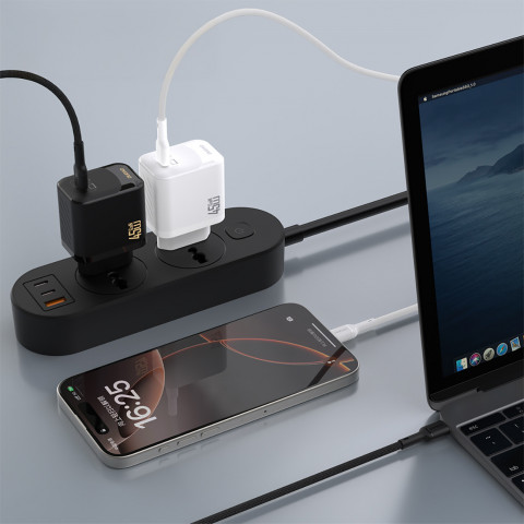 
GaN sieninis įkroviklis su USB-C laidu, 45 W – juodas
