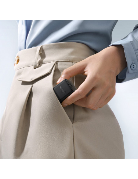 
„Palm“ 30 W USB-C sieninis įkroviklis – baltas
