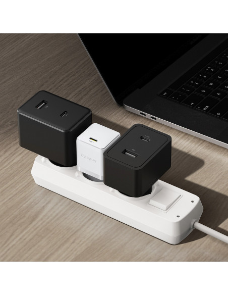 
„Palm“ 20 W USB-C sieninis įkroviklis – baltas
