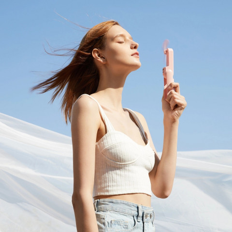 
Nešiojamas mini ventiliatorius su USB-A ir USB-C žibintuvėliu, 4500 mAh, rožinis
