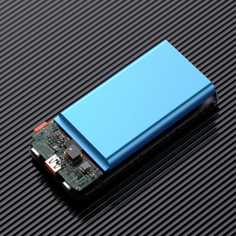 
20000mAh 22.5W PD USB-C USB-A išorinė baterija su integruotu „iPhone Lightning“ USB-C laidu – juoda
