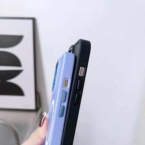 
Magnetinis dėklas su „MagSafe“ apsauga, skirtas „iPhone 15 Plus“, su skylutėmis dirželiui, žalias
