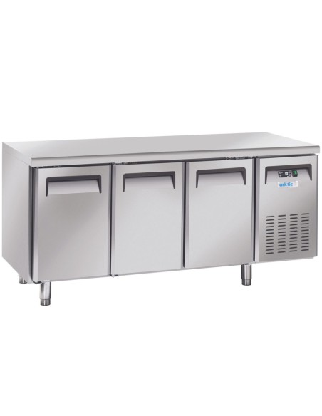 
3 durų šaldomas stalas su šonine spintele GN 1/ 1 400 l 350 W
