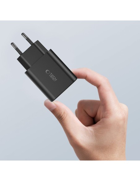 
NC30W 2x USB-C USB-A 30W sieninis įkroviklis – juodas
