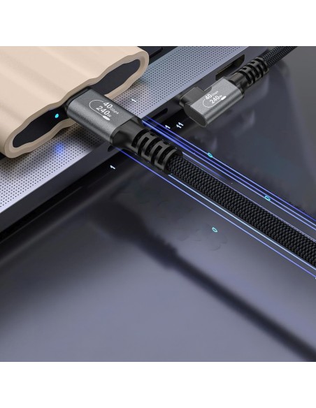 
„Thunderbolt 4“ USB-C 240 W 4K 1 m kampinis kabelis – juodas
