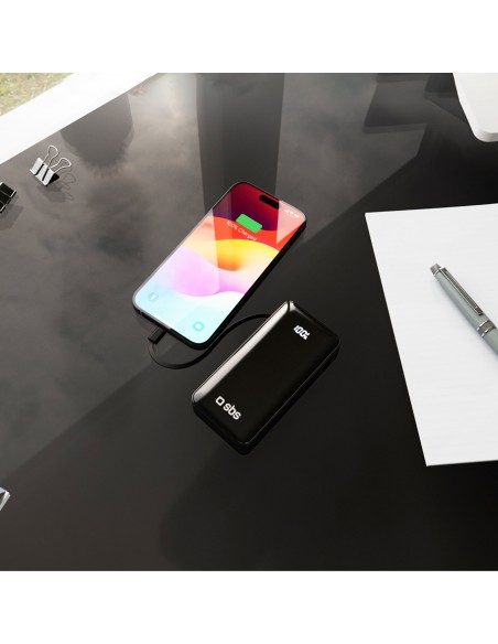 
10000mAh USB-A/ C išorinė baterija su integruotu ekranu ir 20 W USB-C laidu – juoda
