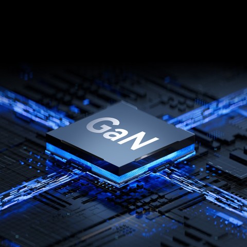 
GaN USB-A USB-C sieninis įkroviklis su 65 W USB-C laidu – baltas
