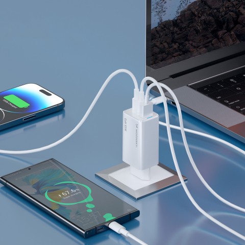 
GaN USB-A USB-C sieninis įkroviklis su 65 W USB-C laidu – baltas

