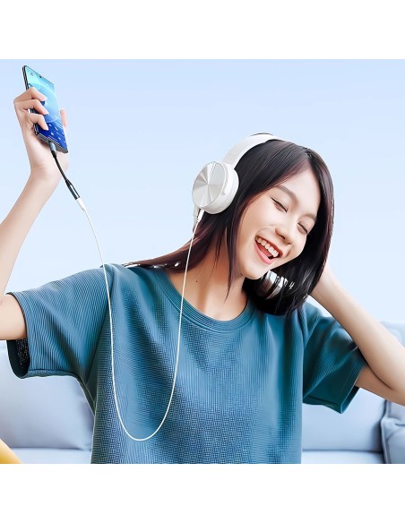 
USB-C į 3,5 mm mini lizdą jungiantis adapteris – juodas
