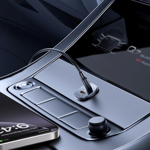 
Automobilinis įkroviklis 2 x USB-C 30W - juodas
