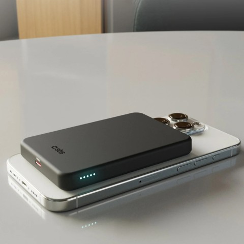 
„Mag Power Qi2 5000 mAh MagSafe USB-C PD 20W“ belaidis įkroviklis – juodas
