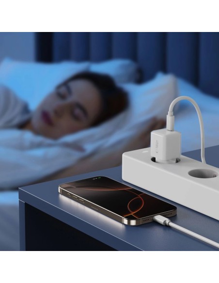 
NCM25 USB-C PD 25W sieninis įkroviklis – baltas
