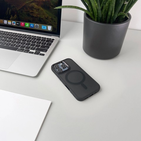 
„iPhone 17 Pro“ madingas dėklas „MagSafe“ apsauginis dėklas – juodas
