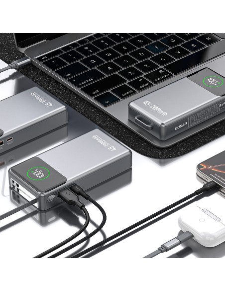 
K31 Pro 20000mAh išorinė baterija su ištraukiamu USB-C laidu, 45W – pilka
