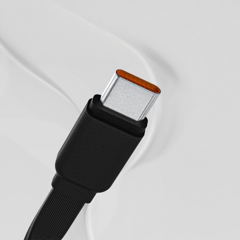 
K32 10000 mAh išorinė baterija su integruotu USB-C „iPhone Lightning“ laidu, 22,5 W – juoda
