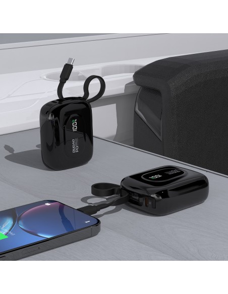
K32 10000 mAh išorinė baterija su integruotu USB-C „iPhone Lightning“ laidu, 22,5 W – juoda
