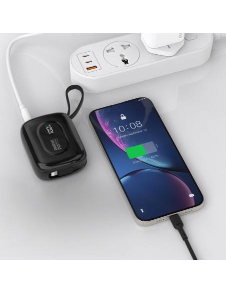 
K32 10000 mAh išorinė baterija su integruotu USB-C „iPhone Lightning“ laidu, 22,5 W – juoda
