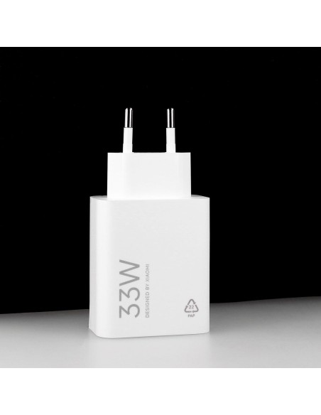 
33 W USB-A sieninis įkroviklis su USB-C laidu – baltas
